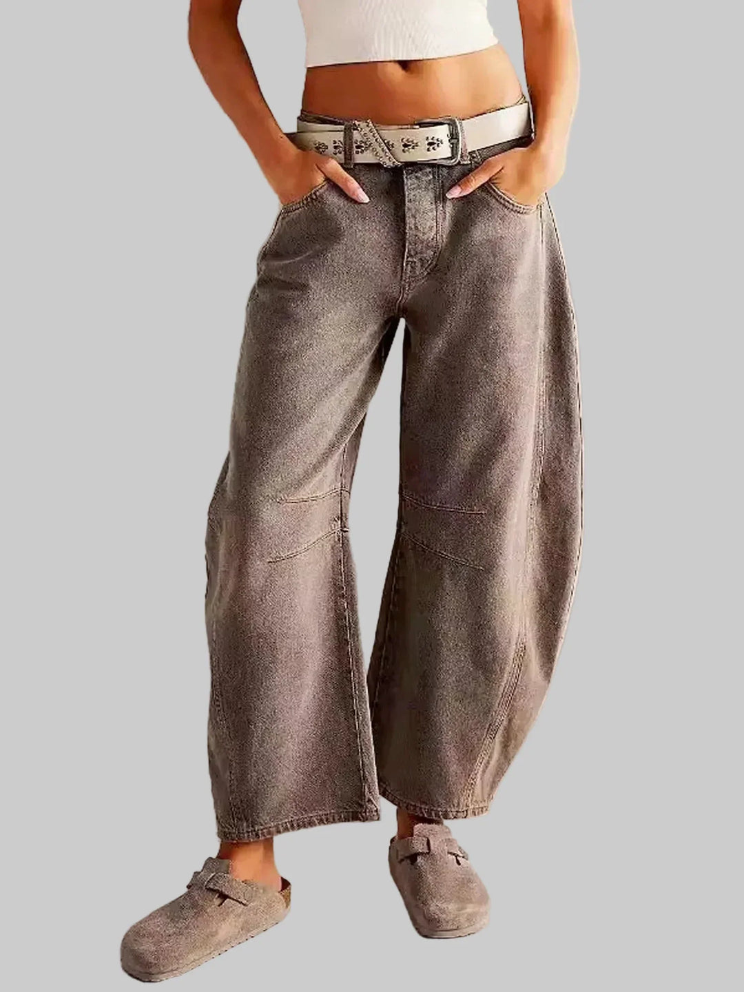 Asja - Chic Barrel Farmer