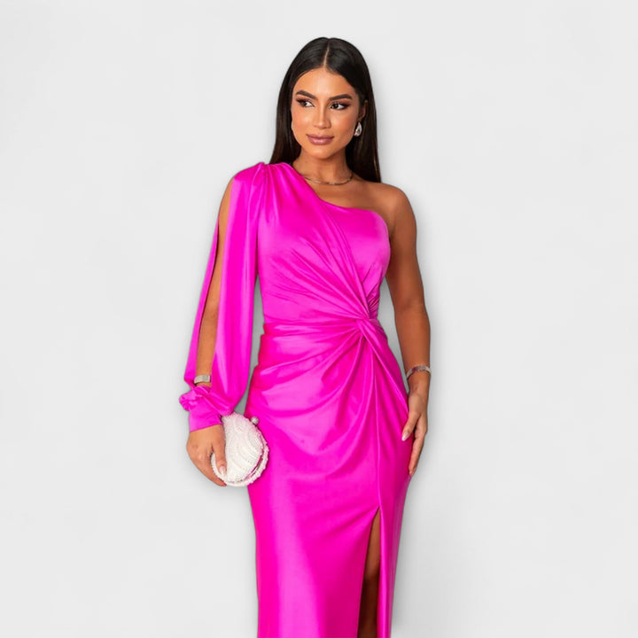Juli - Elegáns Ruha Kifinomultsággal