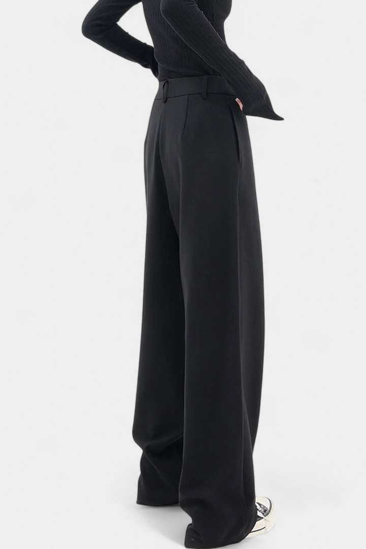 Danijela - Elegáns struktúra modern csavarral