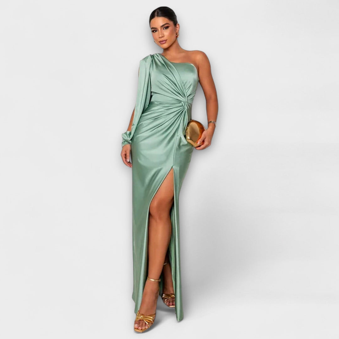 Juli - Elegáns Ruha Kifinomultsággal